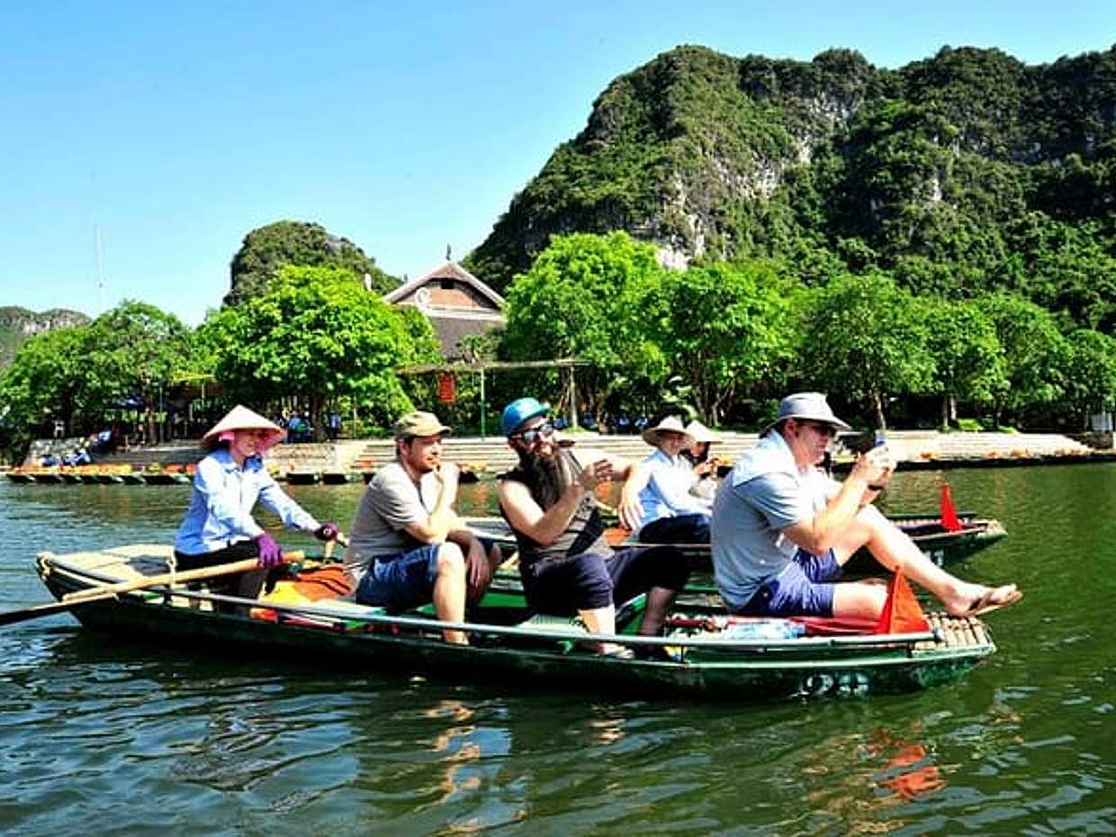 From Hanoi: Ninh Binh 1 Day Tour To Visit Bai Dinh & Trang An, photo 5