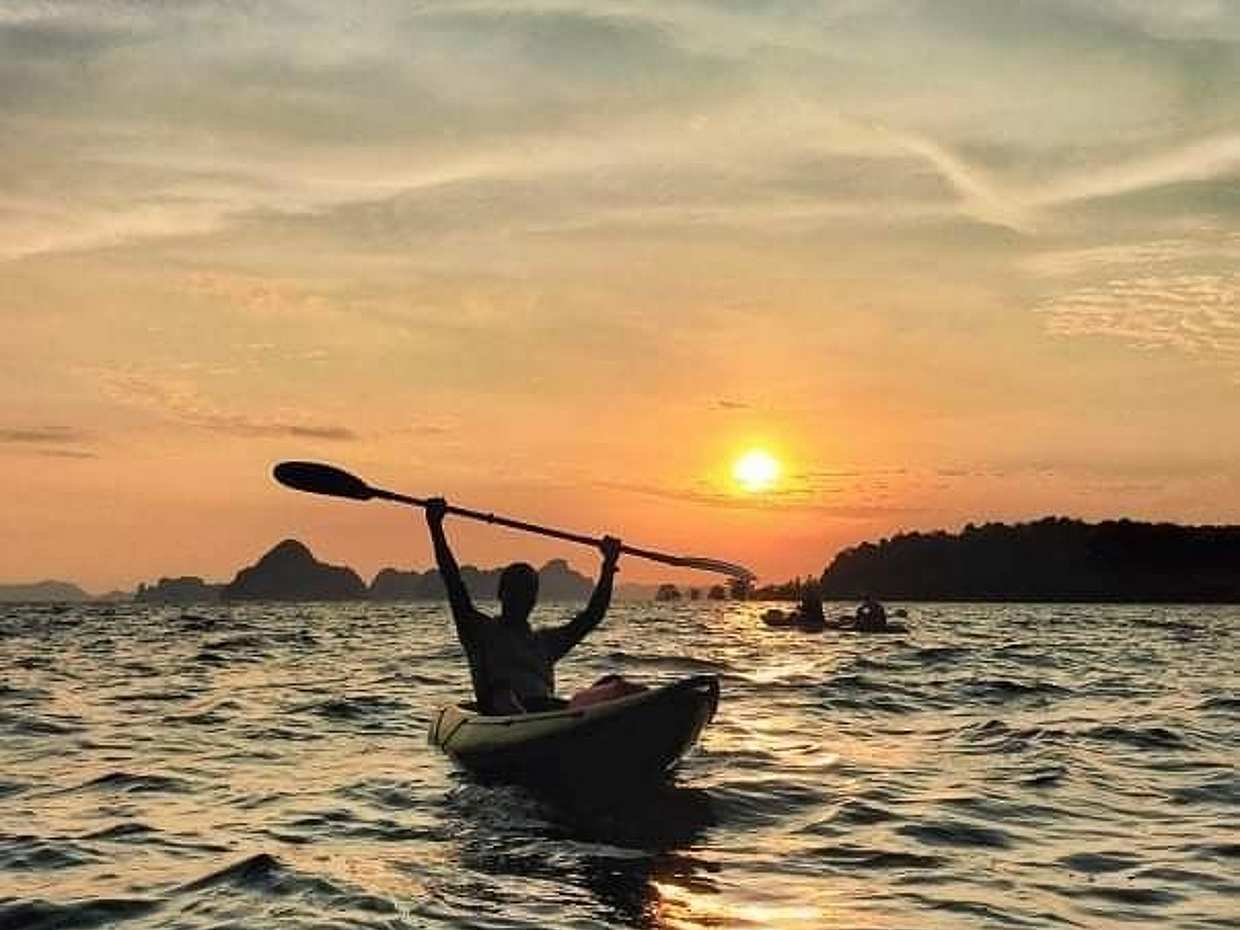 Sunset Kayaking at Ao Thalane with Dinner in Thailand, Krabi, photo 2