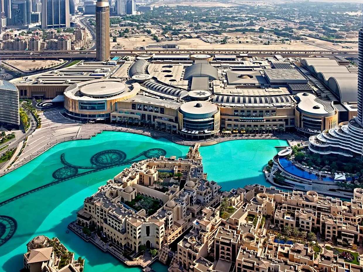 Private Transfer from Ajman to Dubai Mall