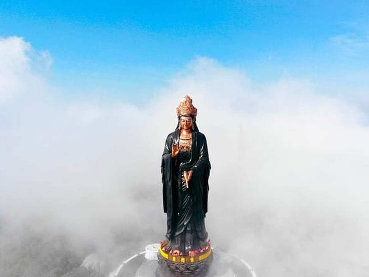Tay Ninh Tour: Cao Dai Temple & Ba Den Mountain from Saigon, photo 4