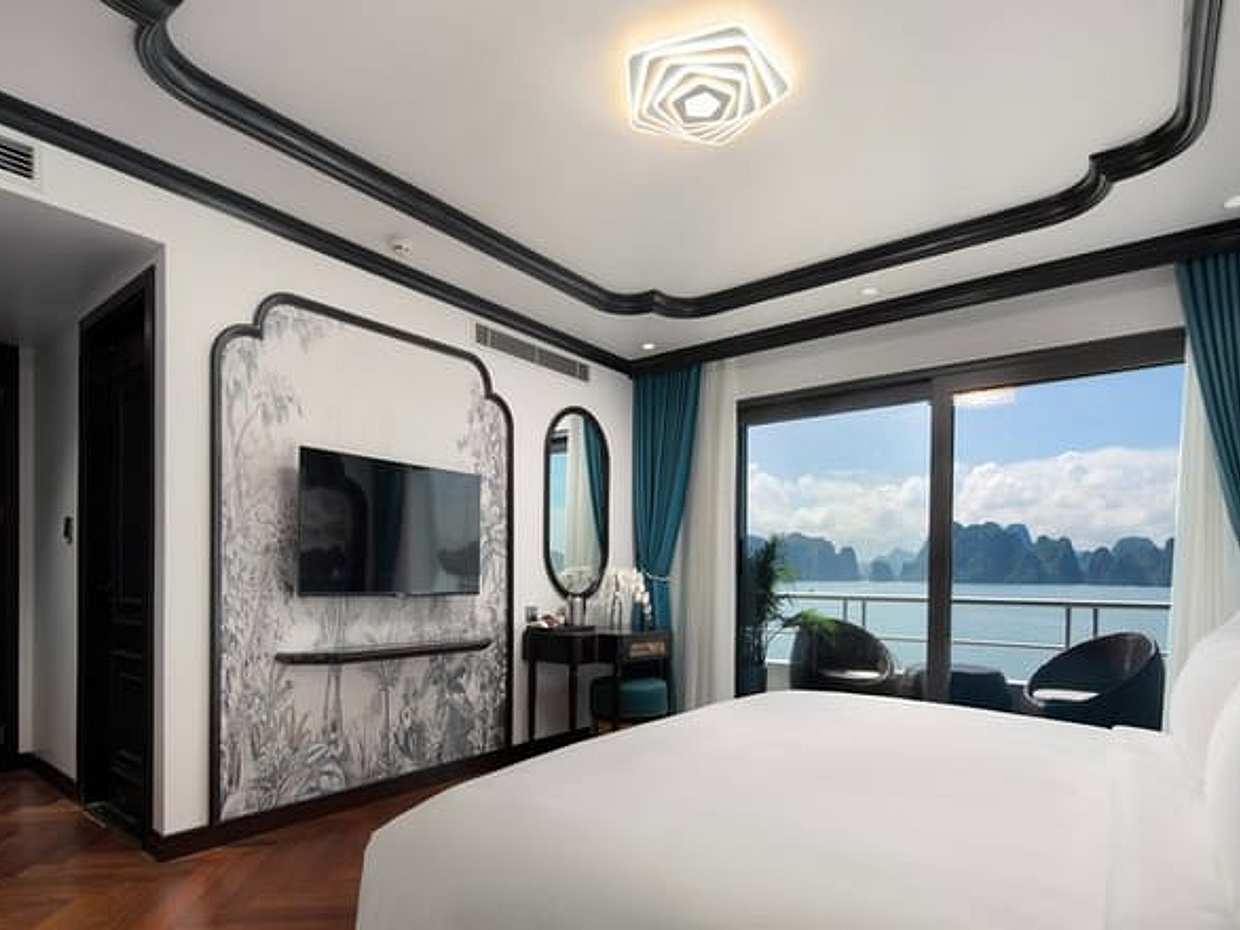 Catherine Cruise - VIP Overnight Cruise Explore Halong Bay (2d1n), Vietnam, photo 3