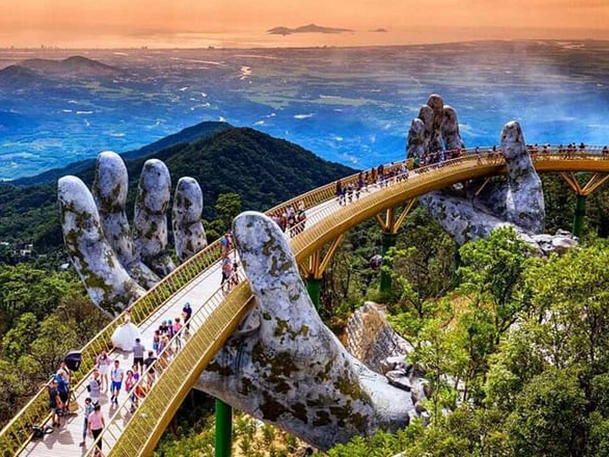 Luxury Ba Na Hills and Golden Bridge from Hoi An Private Tour in Vietnam
