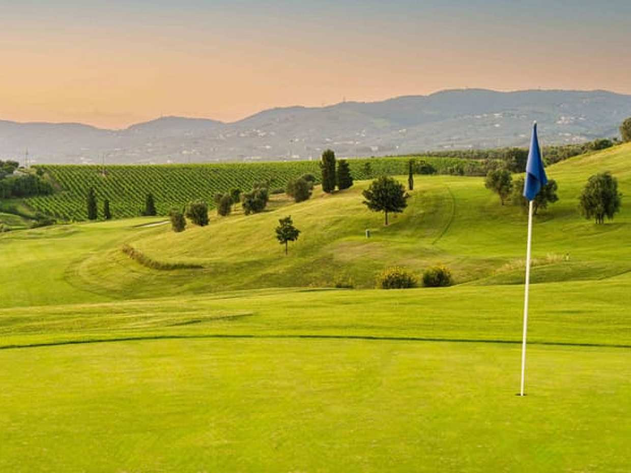 Fairways of Elegance: A Premier Golfing Expedition