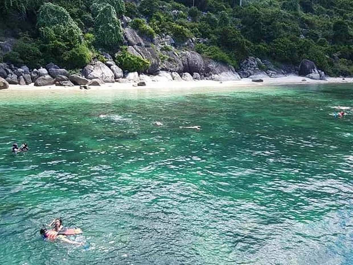 Hoi An Private 2-Day Tour with Snorkeling and Hotel in Vietnam