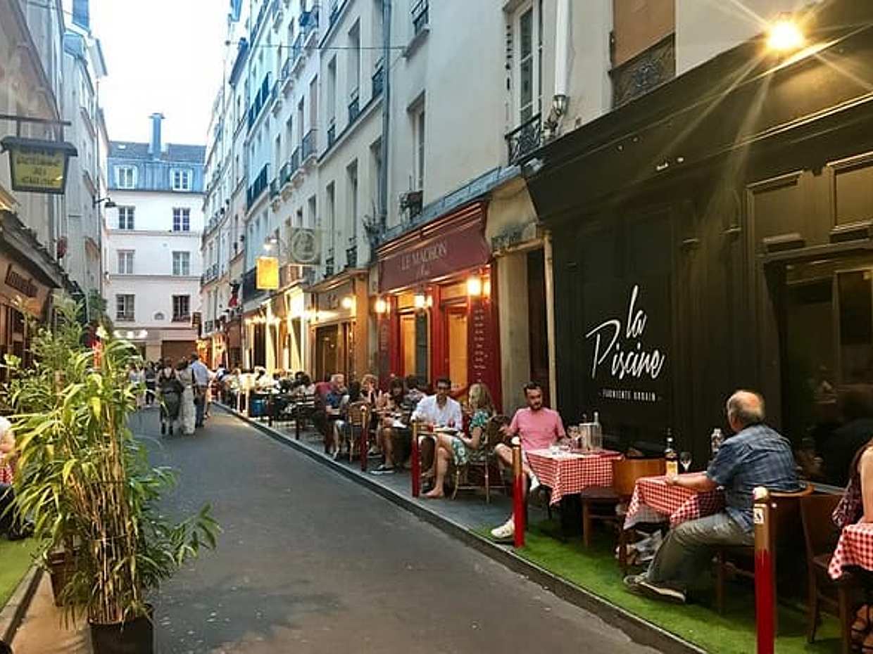 Eiffel with hotel pickup & Walking Tour in SaintGermain des Prés., photo 3