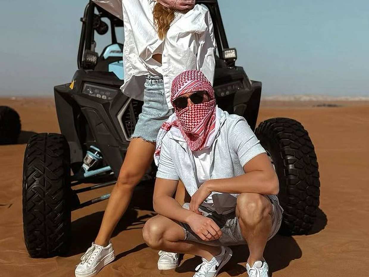 Dubai: 60 Minuten private Red Dune Buggy-Fahrt mit Safari und BBQ-Dinner im VIP-Camp in den Vereinigten Arabischen Emiraten, photo 5