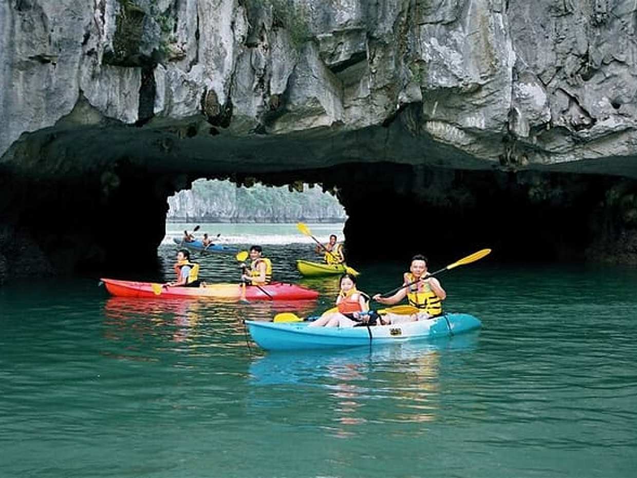 2-Day In Halong Bay Cruise With Transfer From Hanoi, photo 4