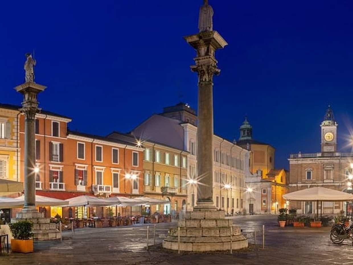 Ravenna Scavenger Hunt & Highlights Self-Guided Walking Tour