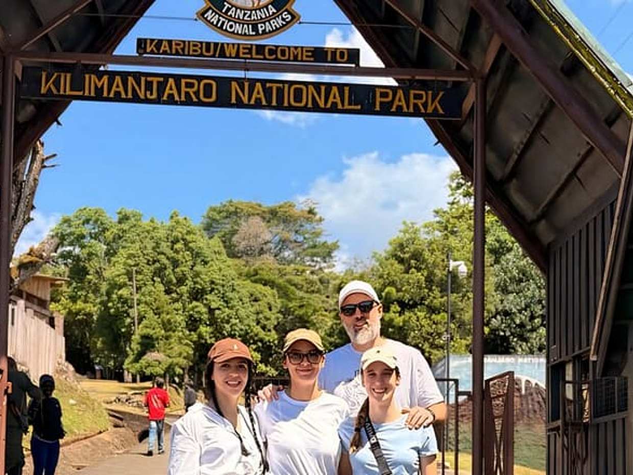 Kilimanjaro Rainforest Day Hike to Mandara Hut – Marangu Route, Tanzania, Moshi, photo 2
