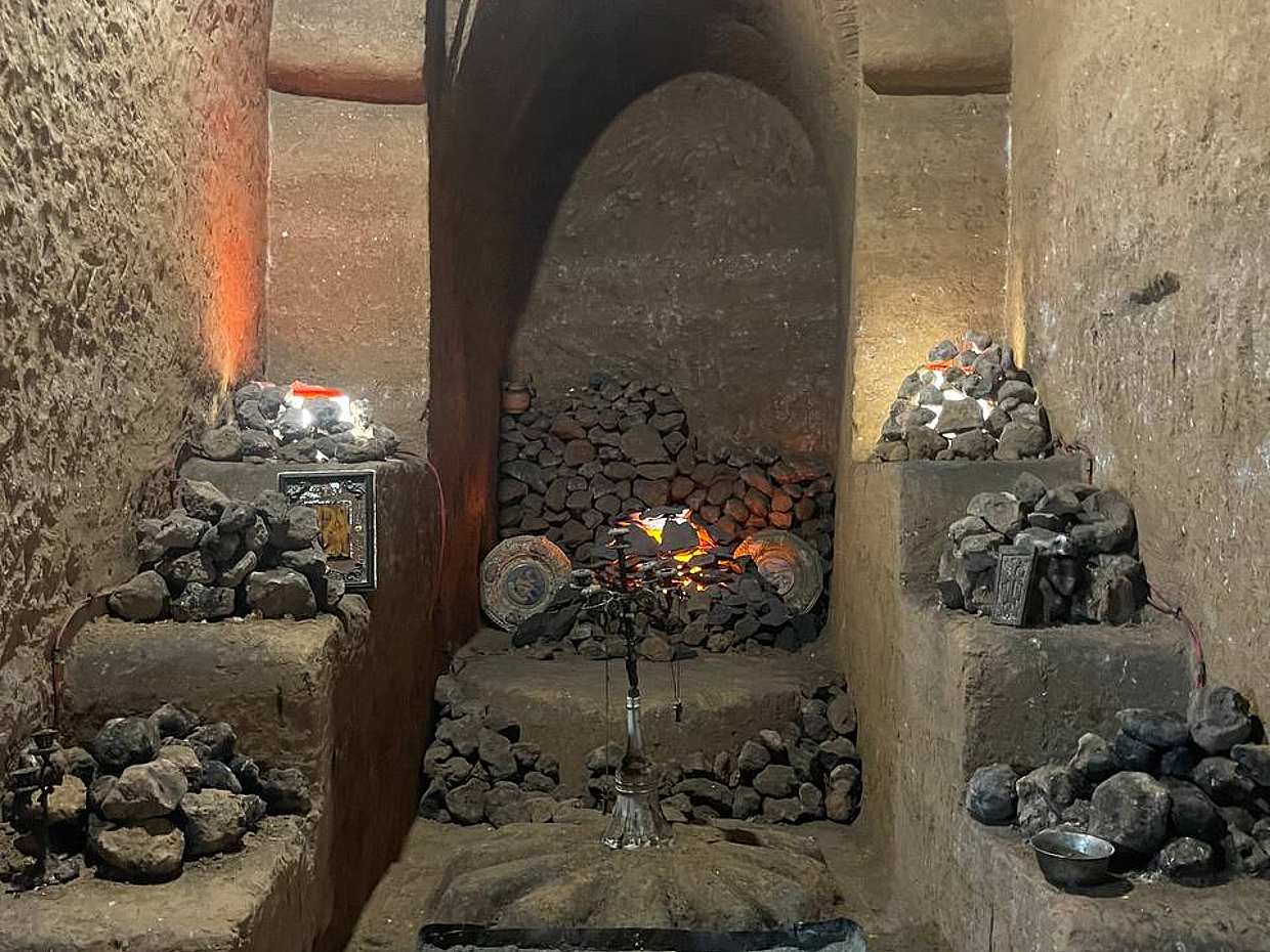 Excursión privada a la cueva-museo subterráneo del Maestro Levon, photo 3