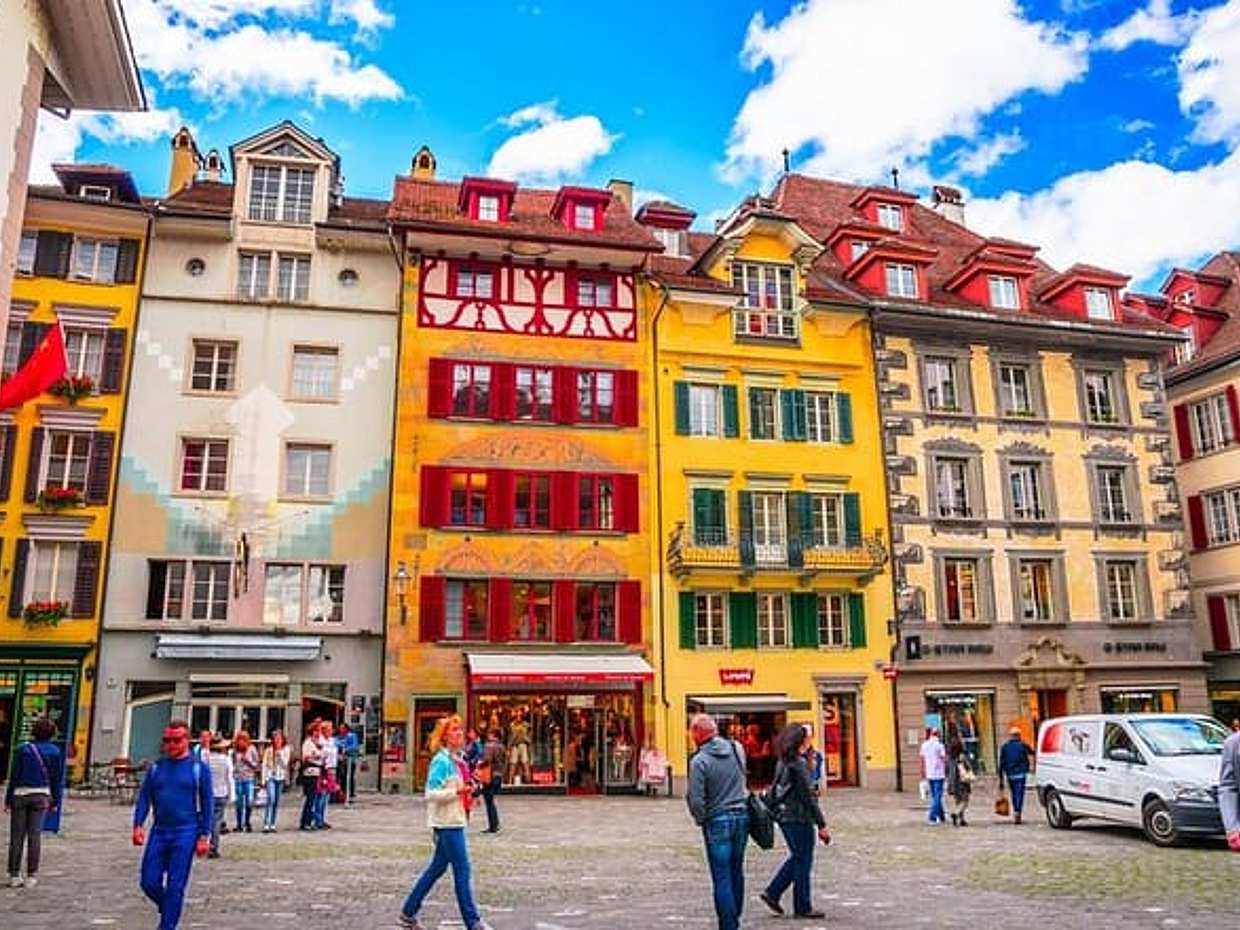 Özel Günübirlik Luzern Gezisi, İsviçre'deki Basel'den Göl Gezisi Dahil, Binningen, photo 5