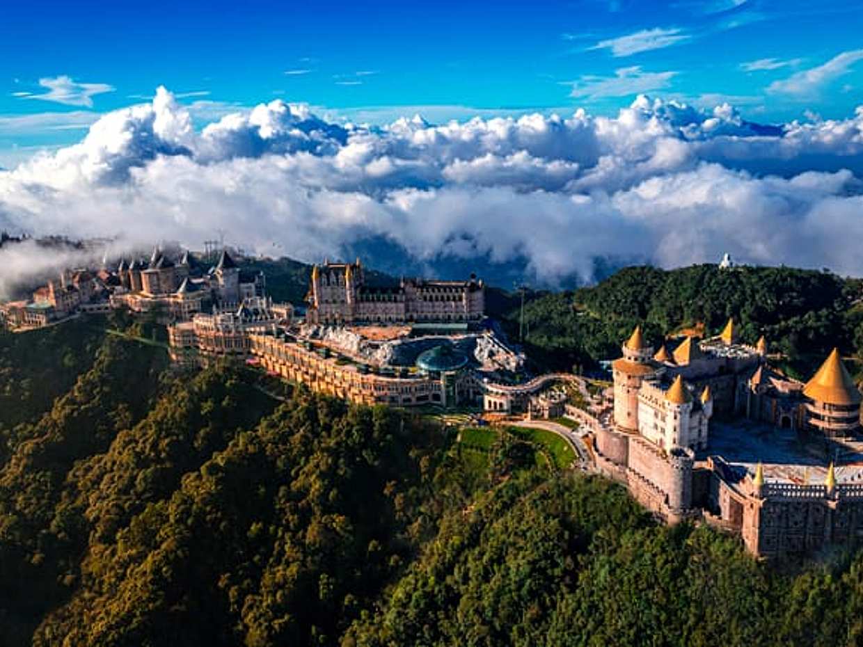 From Da Nang: Private Tour Golden Bridge & Ba Na Hills, Vietnam, photo 4