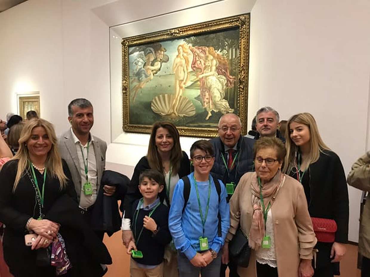 Uffizi & Pitti Palace Guided Tour with Vasari Corridor Views + 5-Day Museum Pass