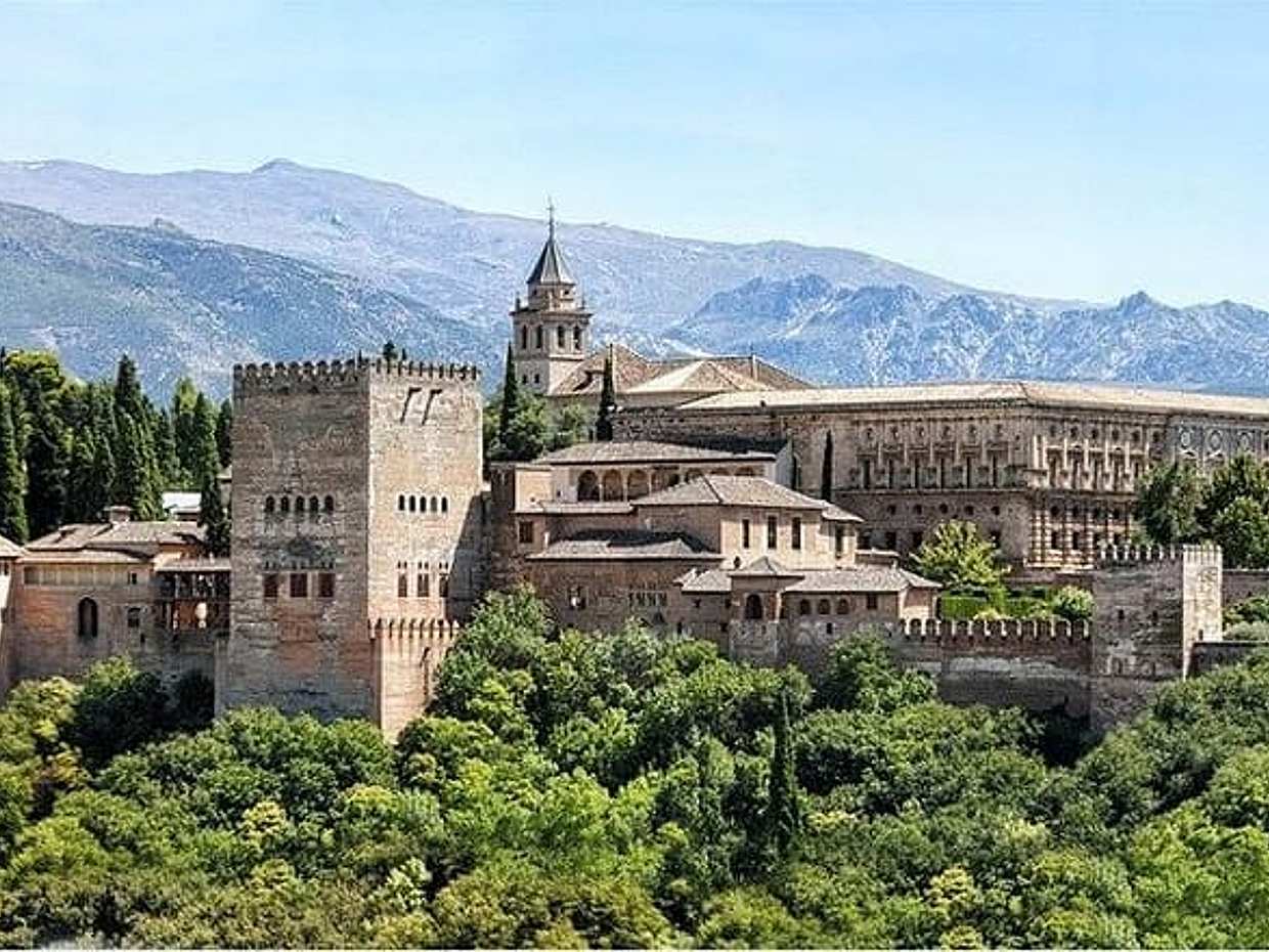 Alhambra in Granada and Mosque of Cordoba - Private Tour - From Madrid, photo 3