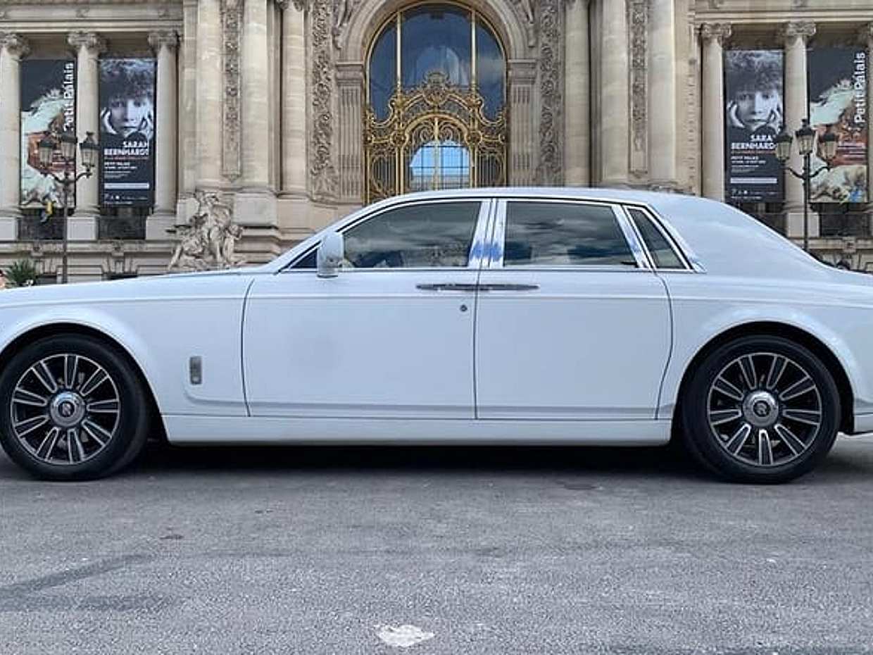 Rolls Royce Paris Trip with Eiffel Tower, photo 2