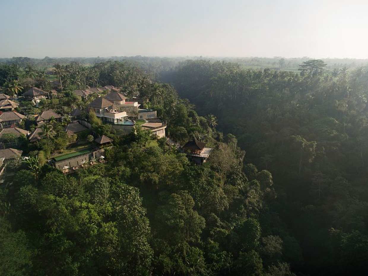 2-night Romantic Getaway in Garden Pool Villa at the 5-star Resort, photo 2