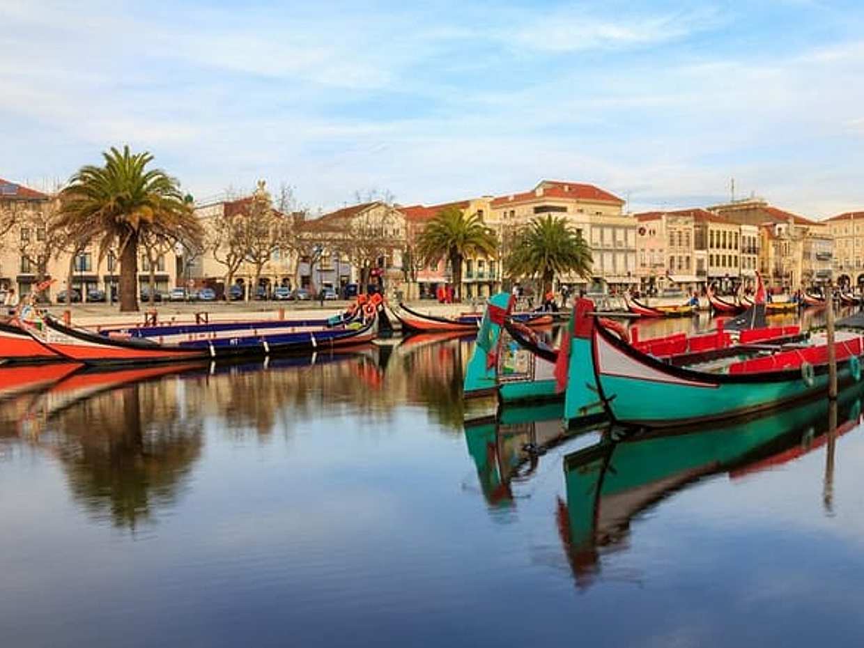 <p>Soukromý jednodenní výlet z Porta do Aveira, Coimbry a zpět v Portugalsku</p>
