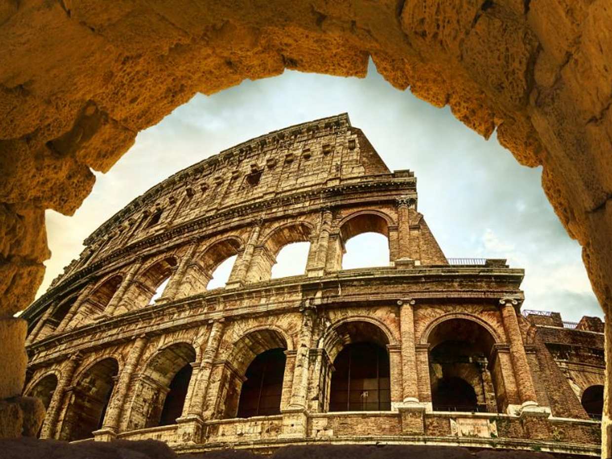 Gladiator’s Gate. Priority Colosseum Entrance in Italy