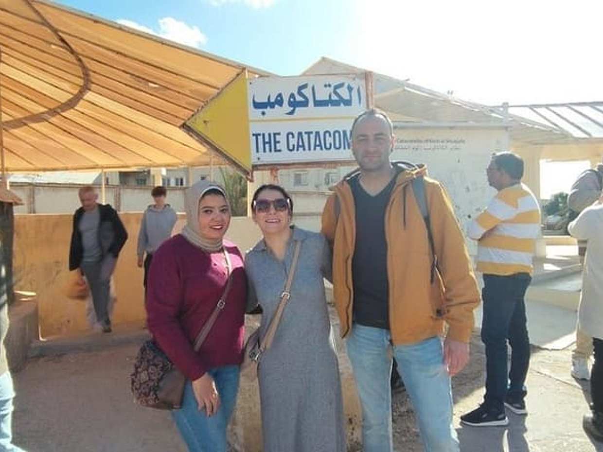 "Tour VIP por las Catacumbas, la Ciudadela y la Biblioteca del Puerto de Alejandría en Egipto".