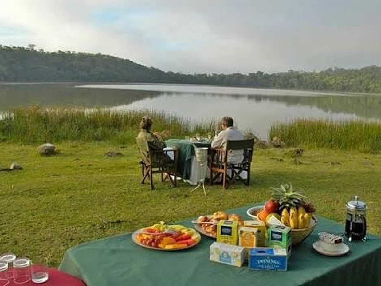 Arusha: Lake Duluti Canoeing | Bird Watching | Nature Walk Day Tour in Tanzania, photo 2