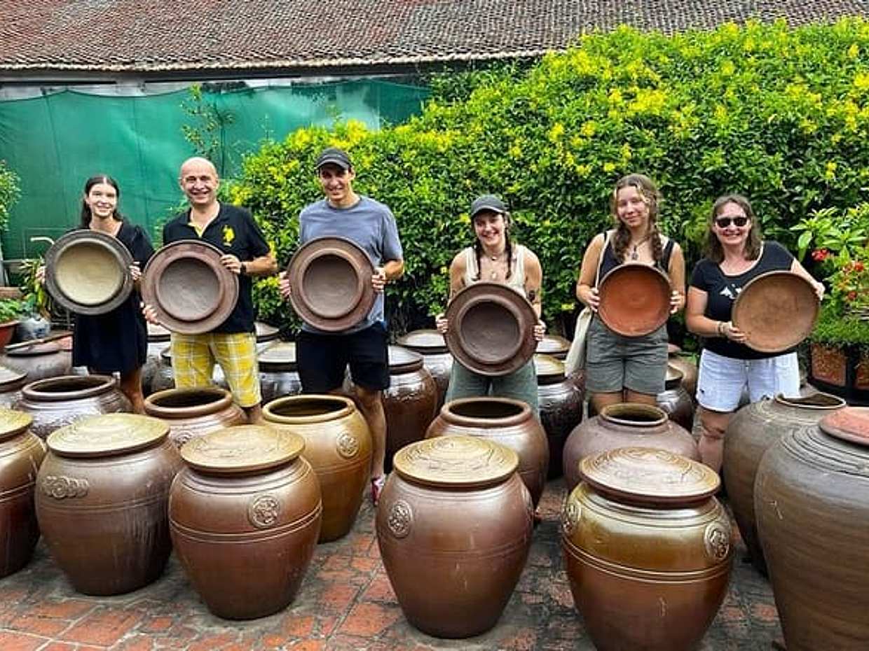 Private Tour Explore Hidden Gems of Duong Lam Ancient Village, photo 4