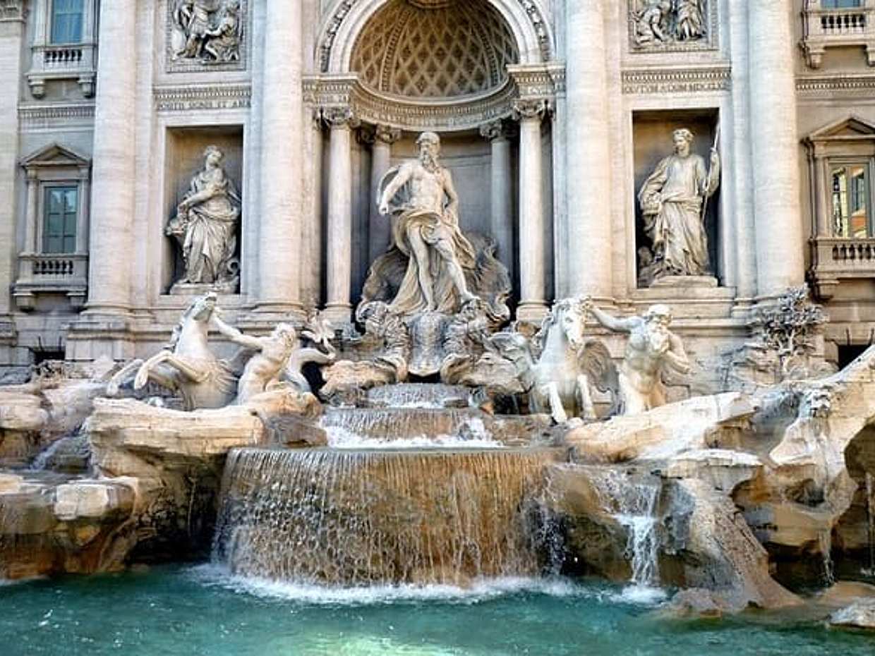 "Privado: Tour a pie por Roma + cena en Italia"