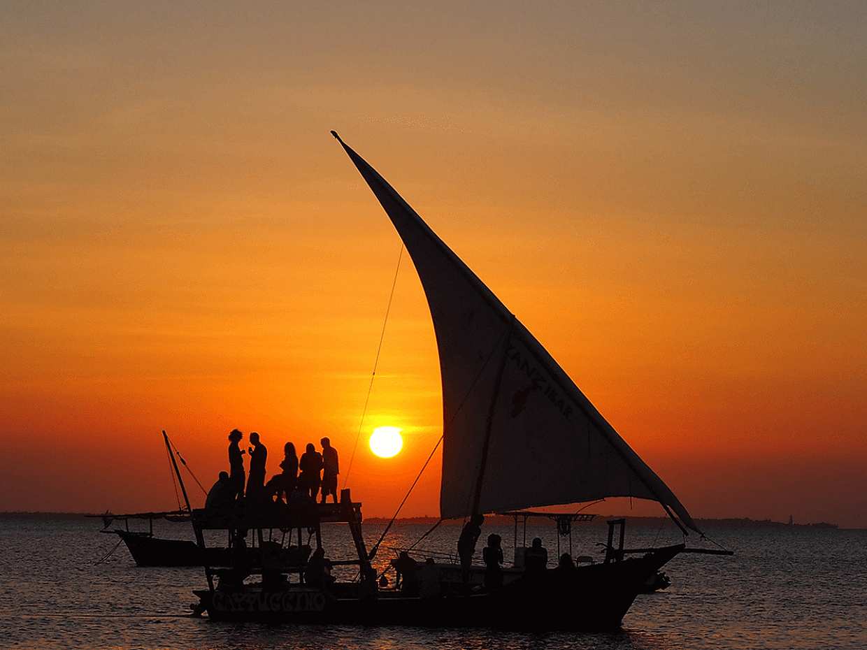 Crucero al atardecer en dhow en Zanzíbar, Tanzania
, photo 3
