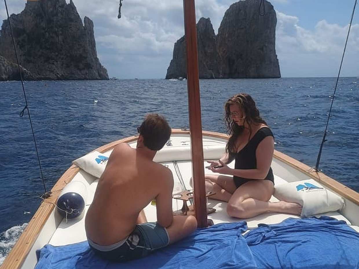 Capri: 3-hour exclusive boat tour, swim, relax & explore hidden gems, photo 4