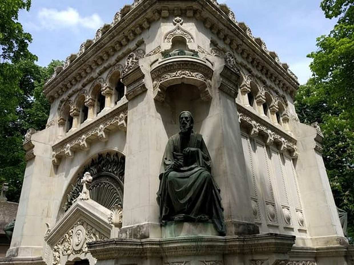 <p>تجربة كويست في مقبرة بيلو بوخارست في رومانيا، بوخارست</p>, photo 2