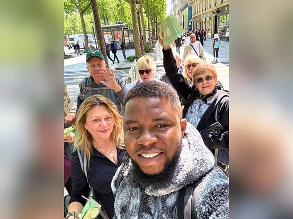 Guided Tour of the Champs-Élysées with Arc de Triomphe Tickets, photo 2