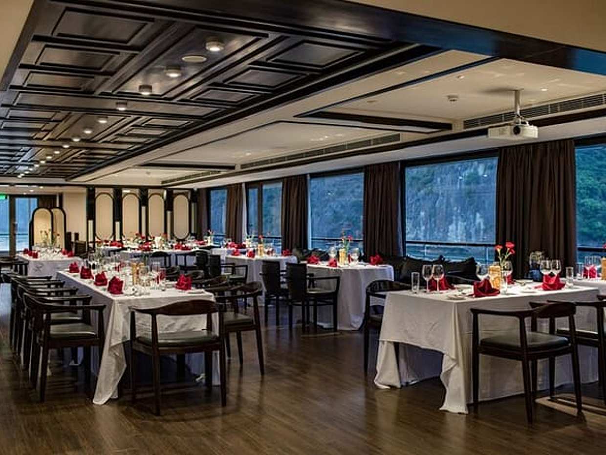 Scarlet Pearl Cruise: A Top Notch Cruise in Halong Bay, photo 2