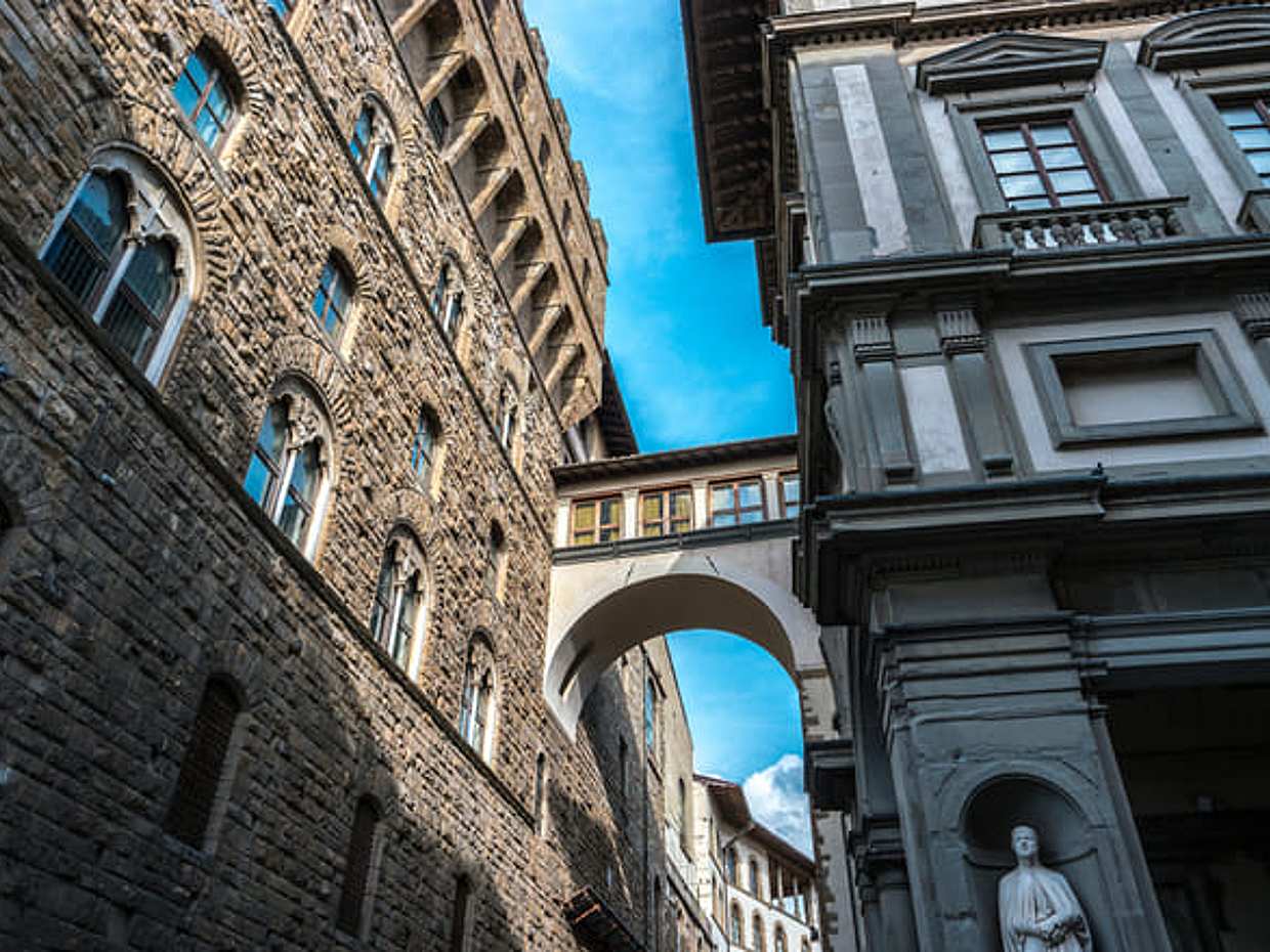 Small group guided tour of the Uffizi Gallery and the Vasari Corridor with skip the line entrance, photo 5