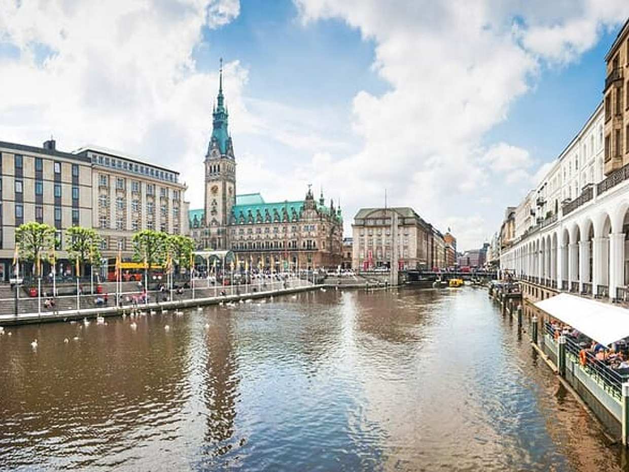 Hamburg Waterfront Adventure: Self-Guided Pirate Quest in Germany, photo 5