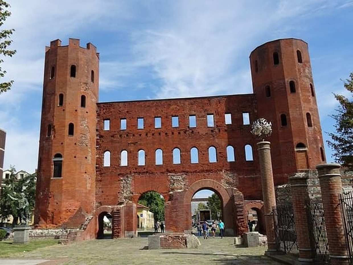 Ghosts of Turin: Hidden Spell Exploration Game in Italy, photo 4
