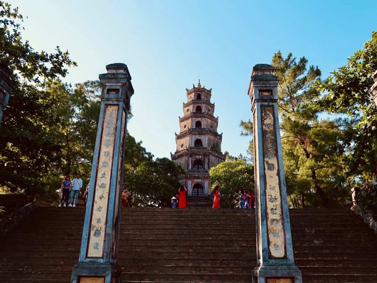 From Da Nang - Scenic railway ride, Hue Heritage sightseeing, Vietnam, photo 5