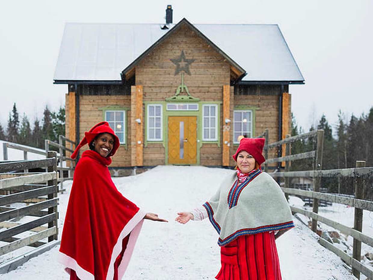 Meet Santa Claus at Elves Village, Levi — private family visit, photo 3