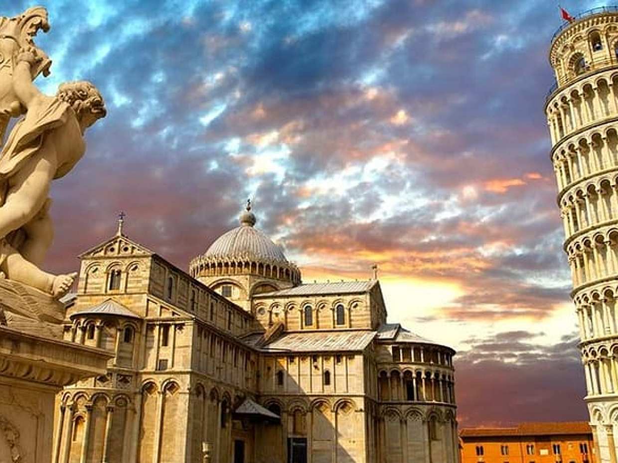 2-Hour Small-Group Walking Tour of Pisa Off The Beaten Path