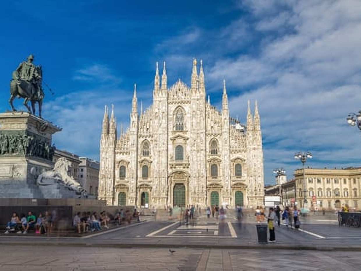 Milan Evening Tour: Aperitivo, Tram Ride & Dessert, photo 3