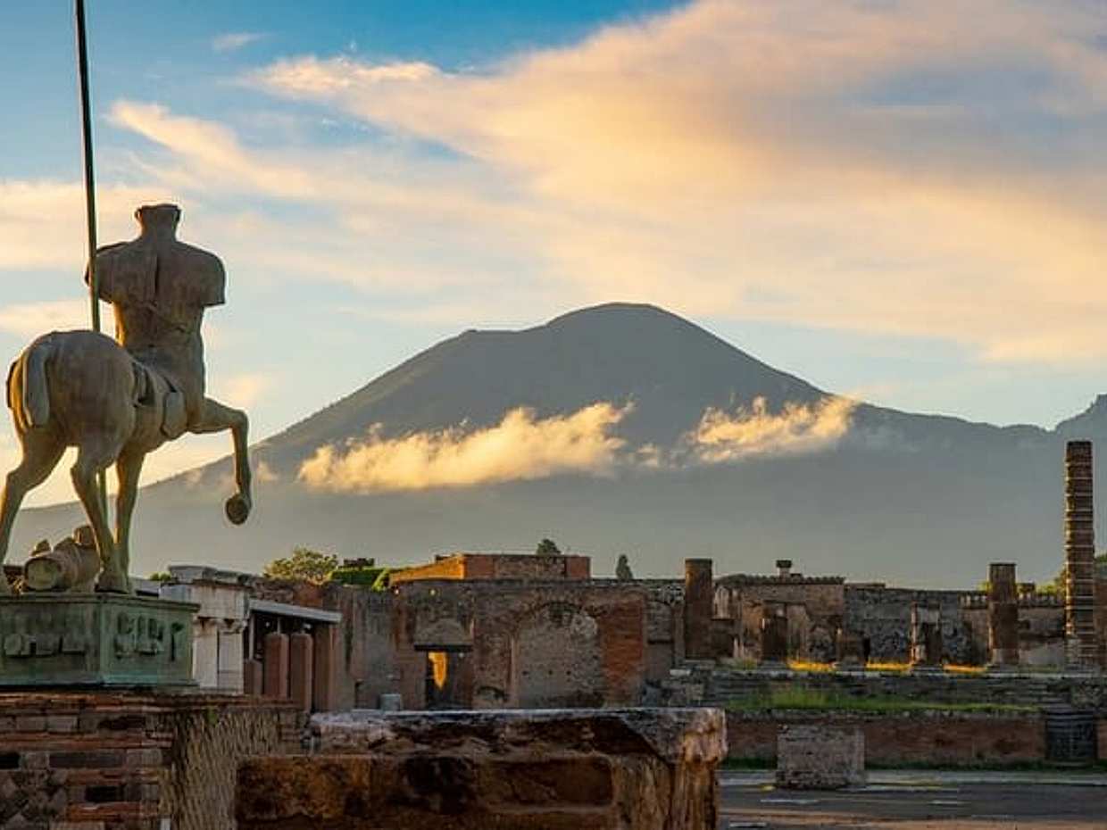 Full Day Private Tour Naples to Pompeii and Positano and Salerno, photo 3