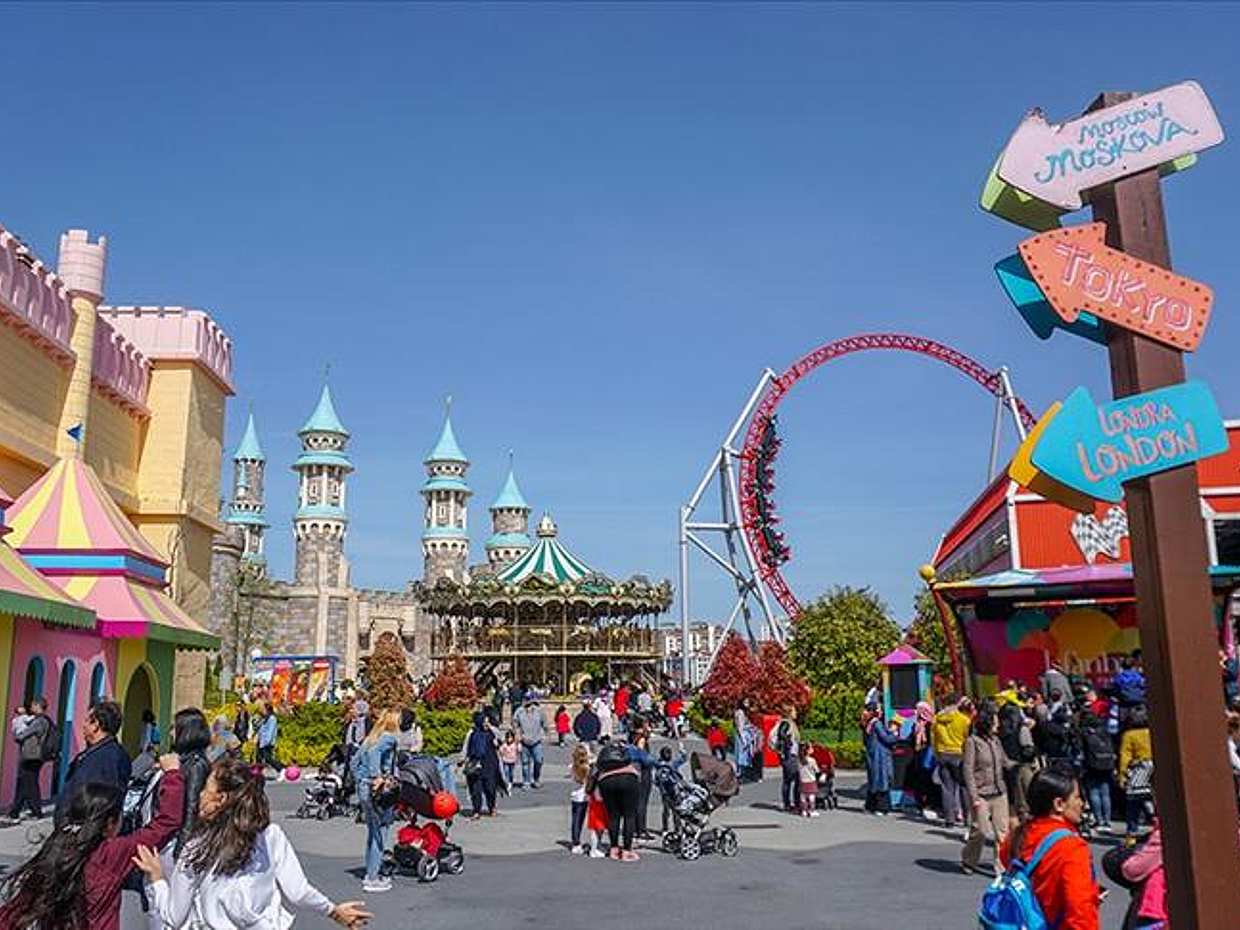 Vialand Theme  Park in Turkey, Istanbul, photo 3