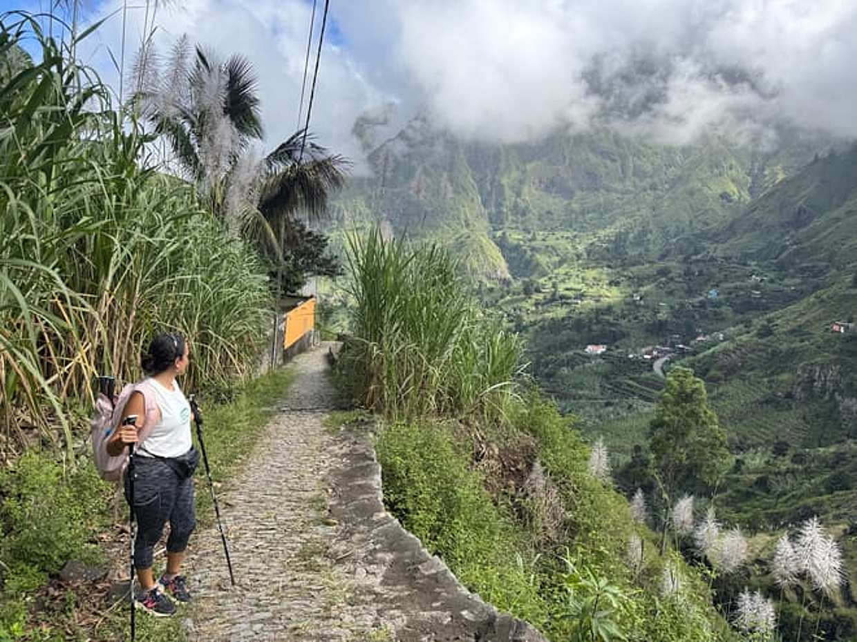 "Caminhada Assinatura, Cova para o Vale do Paúl – Viagem de um Dia em Santo Antão com Ferry, Cabo Verde", photo 2