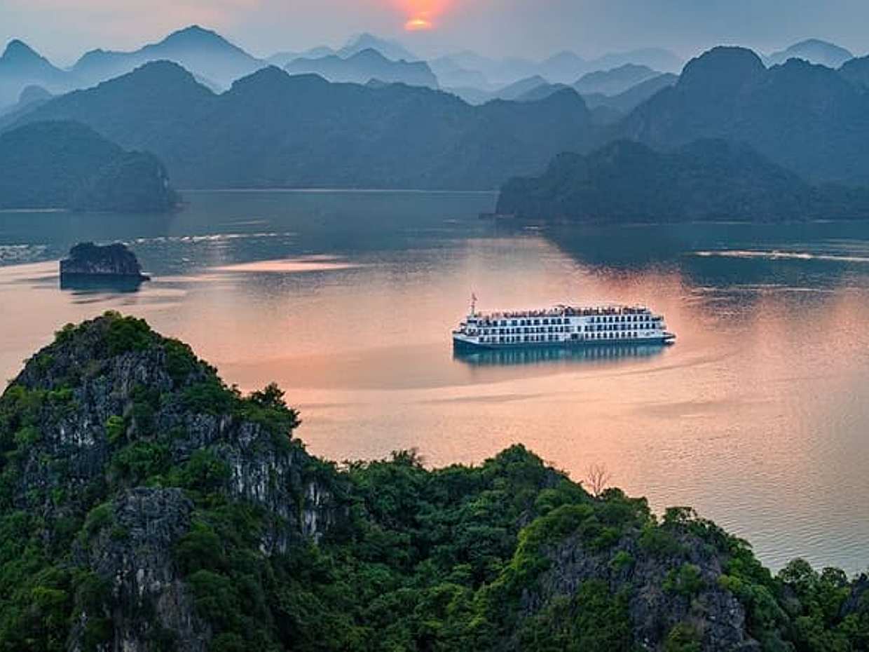 Indochine 5-Star Halong & Lan Ha Cruise 2D1N from Hanoi, photo 2
