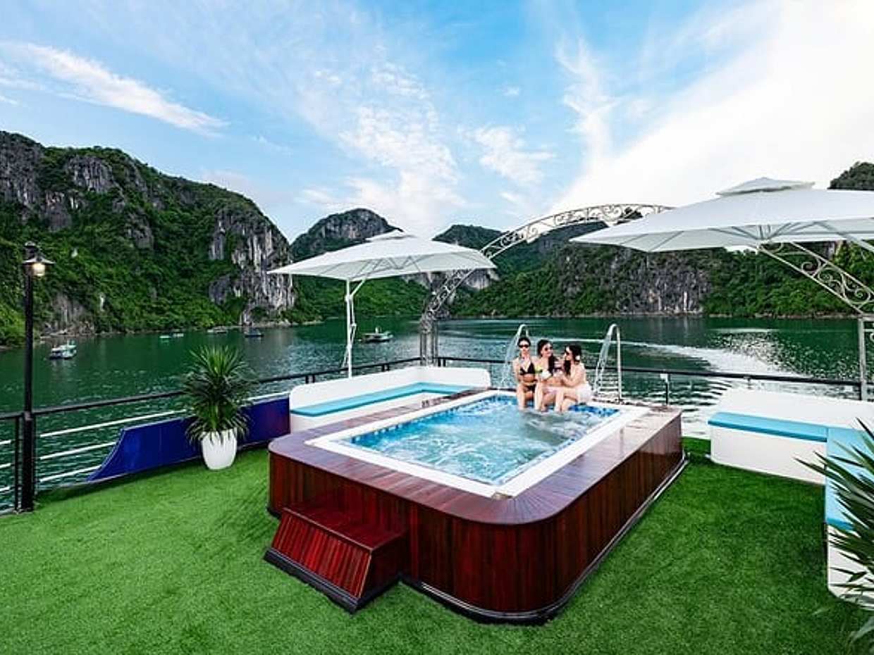 Sonata Halong Bay Luxury Cruise From Hanoi, Daily Operated, photo 2