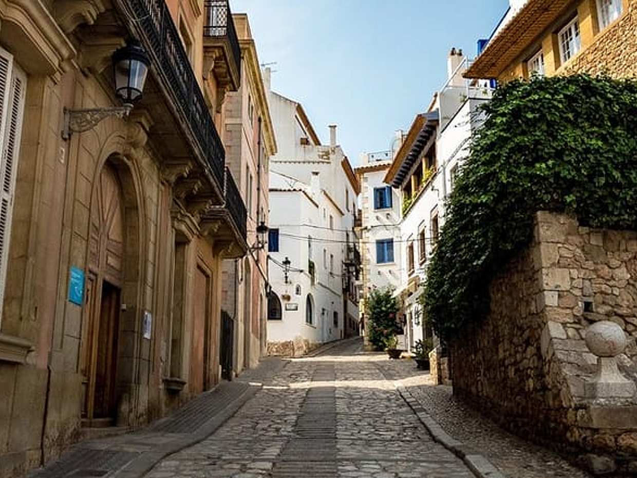 Private Sitges Tour with Wine Tasting, Chocolate & Local Lunch, photo 4