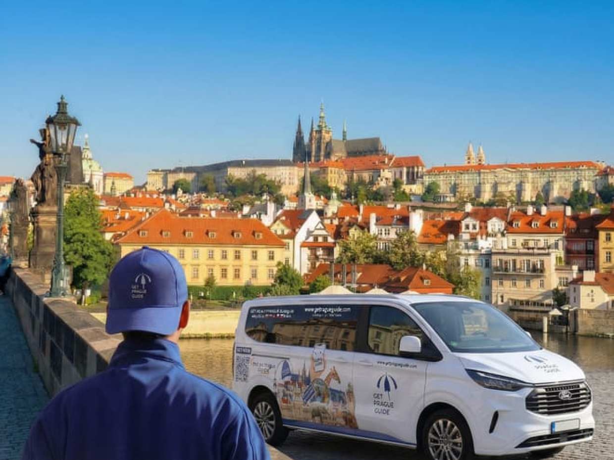 Château de Prague : Billet d'entrée avec transfert en bus et audioguide en Tchéquie