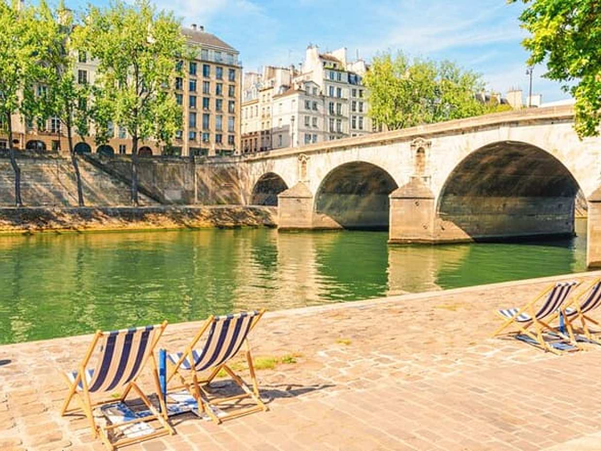 Paris Le Marais Self Guided Walking Tour & Scavenger Hunt in France, photo 2