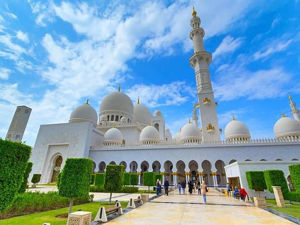 Private Full day Abu Dhabi City Tour with SZGM from Abu Dhabi, photo 3