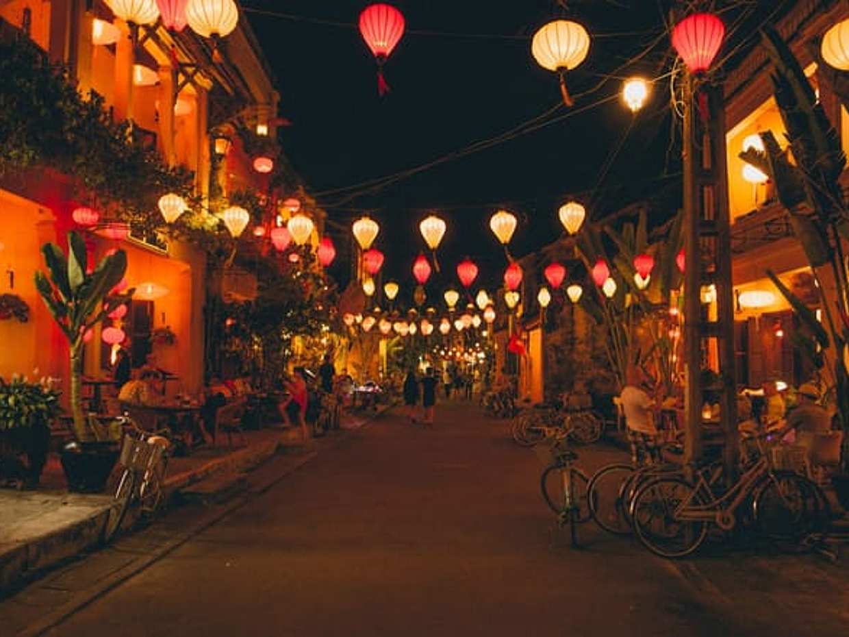 Monkey Mountains - Marble Mountains - Coconut jungle - Hoi An City