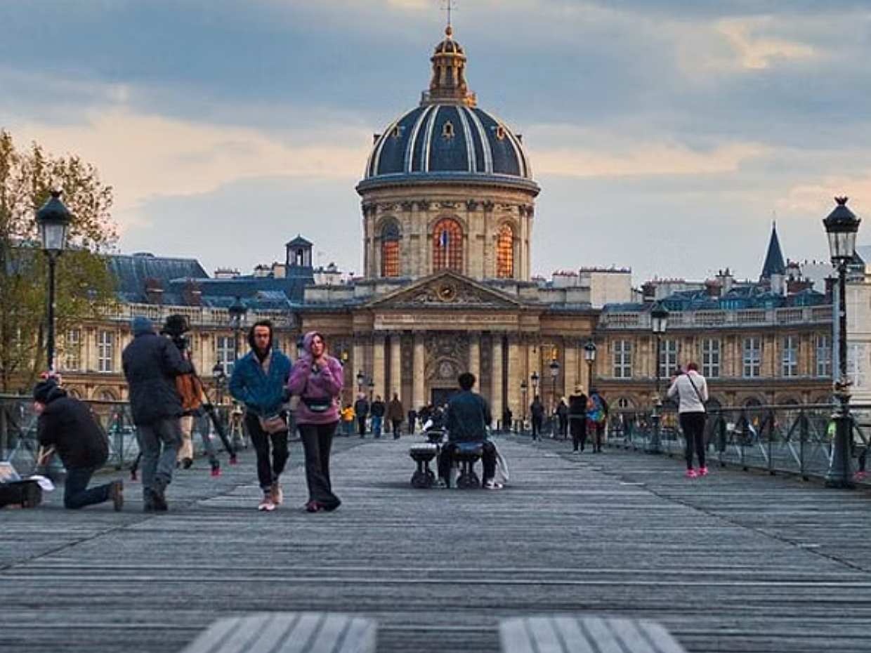 Paris Seine Walk, LoveLocks Bridge, Musée d'Orsay Tickets in France, Musee d'Orsay