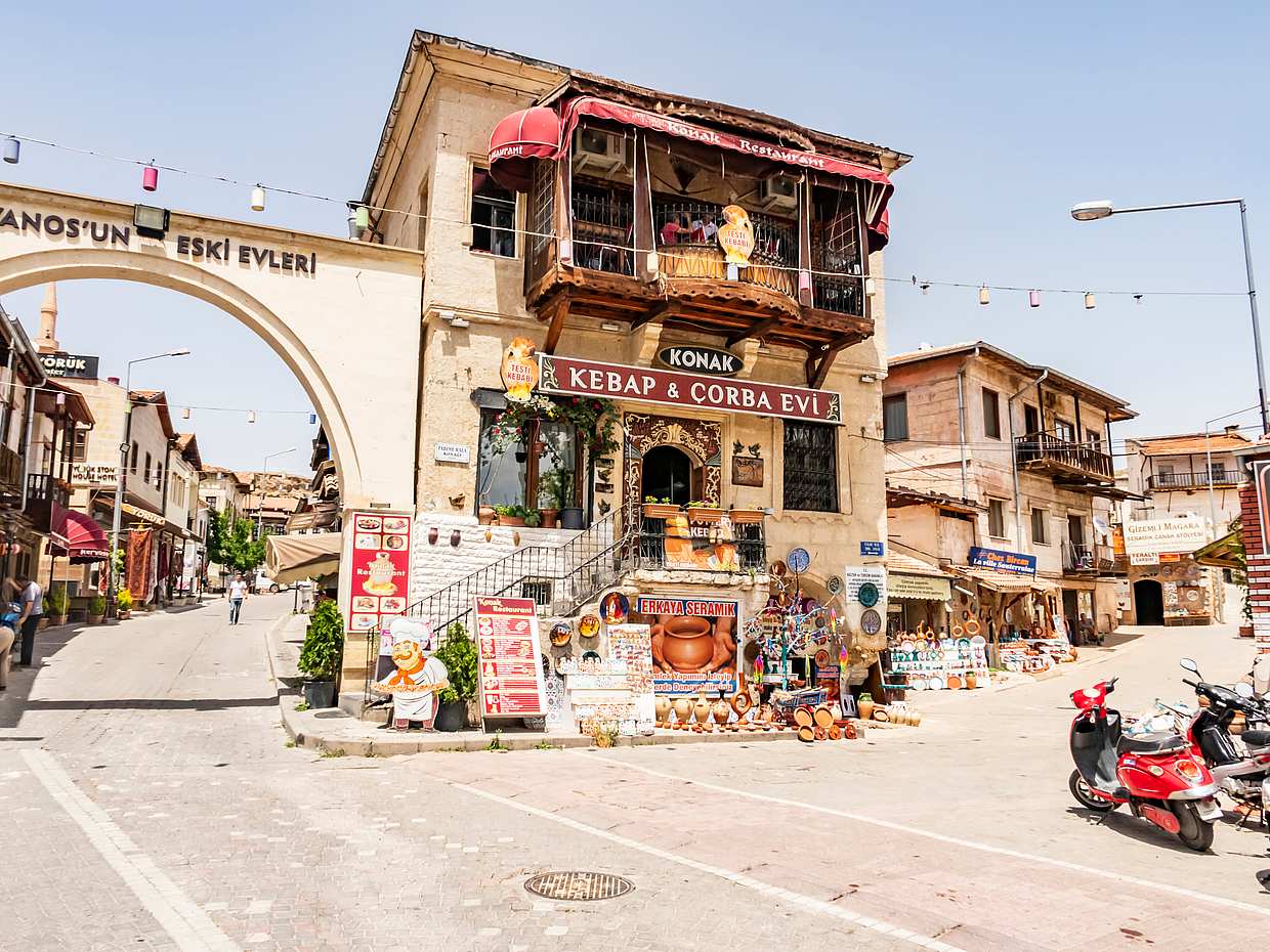 2-day Cappadocia Tour from Istanbul by Plane, Türkiye, photo 3